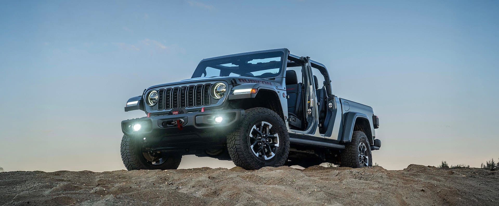 JEEP GLADIATOR O SIMILAR